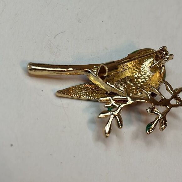 Colorful green and red enamel bird gold tone pin brooch statement jewelry - Picture 5 of 7